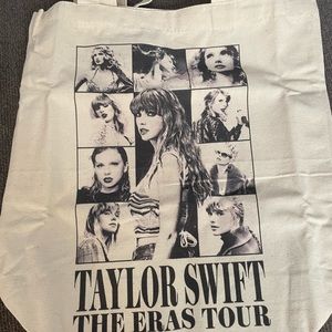 Taylor Swift tote